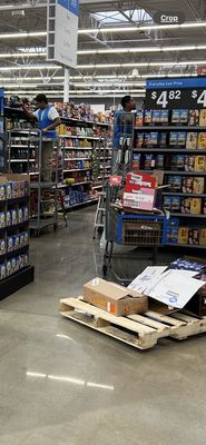 Walmart Supercenter by null