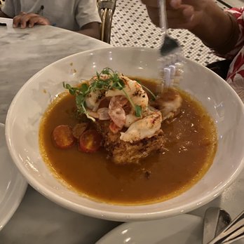 Vic's River Grill - Shrimp and Grits - New American Near Me - Savannah, Georgia