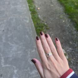 Sisters Nail