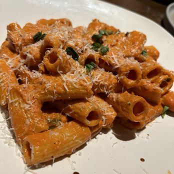 Born & Bred - Vodka pasta - Breakfast & Brunch Near Me - Chandler, Arizona