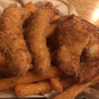 The Kettle - Chicken Fingers (3) - Diners Near Me - Manhattan Beach, California