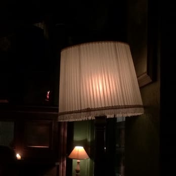 P Mac's - More nice light - Pubs Near Me - Dublin, D