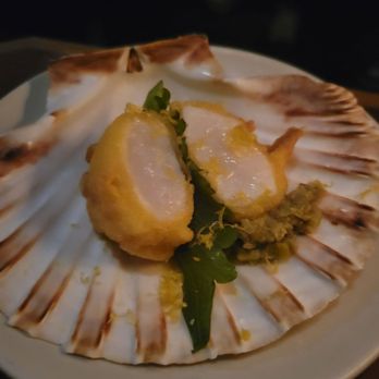 Bar Contra - scallops - New American Near Me - New York, New York Bar Contra - scallops - New American Near Me - New York, New York