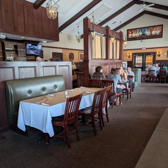 Greenwood Inn - American Near Me - Warwick, Rhode Island Greenwood Inn - American Near Me - Warwick, Rhode Island