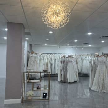 Brides by the Falls - Bridal Near Me - Chagrin Falls, Ohio Brides by the Falls - Bridal Near Me - Chagrin Falls, Ohio