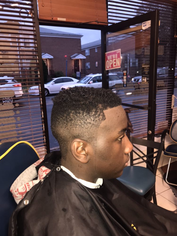JCs hair Cuts Logo