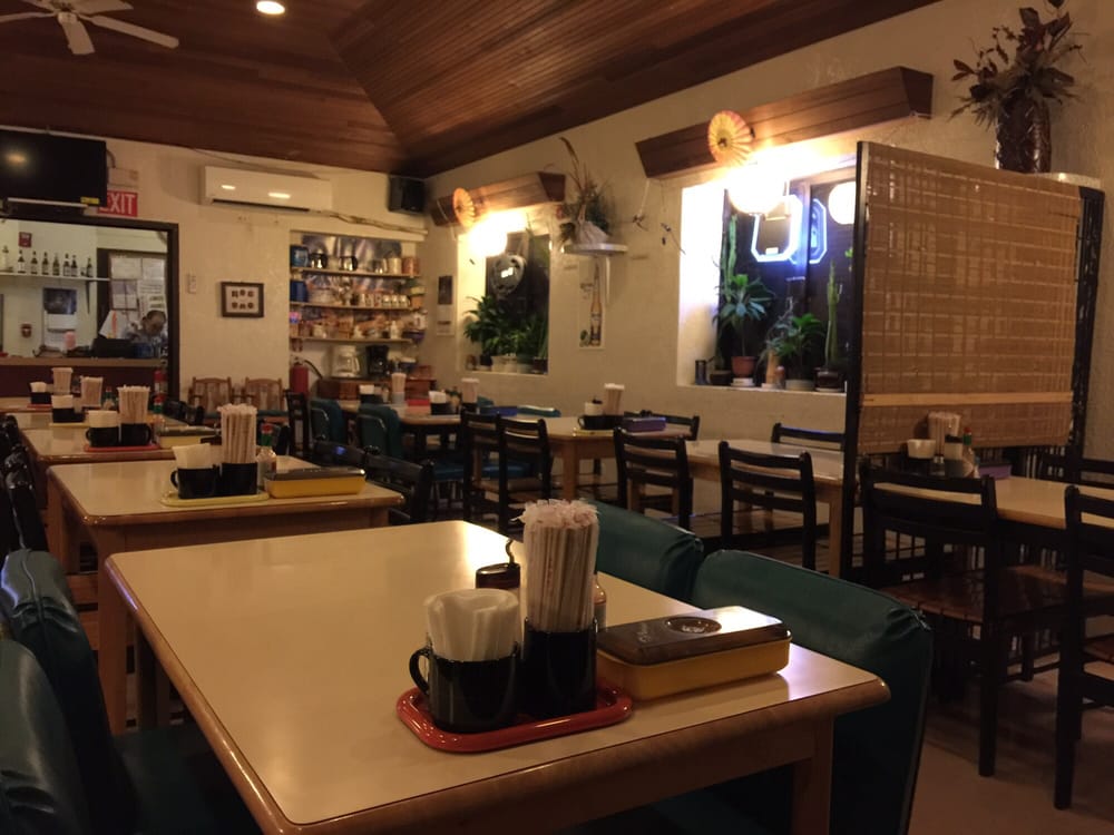 PACIFIC LIGHTHOUSE RESTAURANT II Updated October 2024 14 Photos