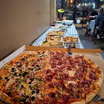 Mony’s Pizzeria - Amazing pizza!! - Pizza Near Me - Houston, Texas