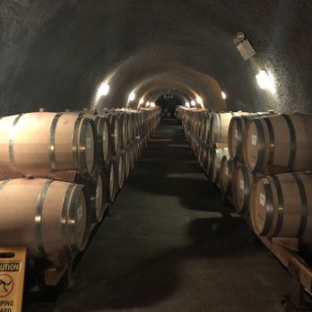 Pine Ridge Vineyards - Wineries Near Me - Napa, California
