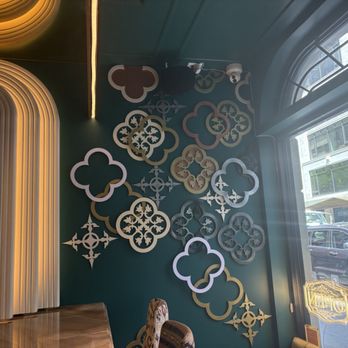 Thai Pavilion - Decor - Thai Near Me - New York, New York