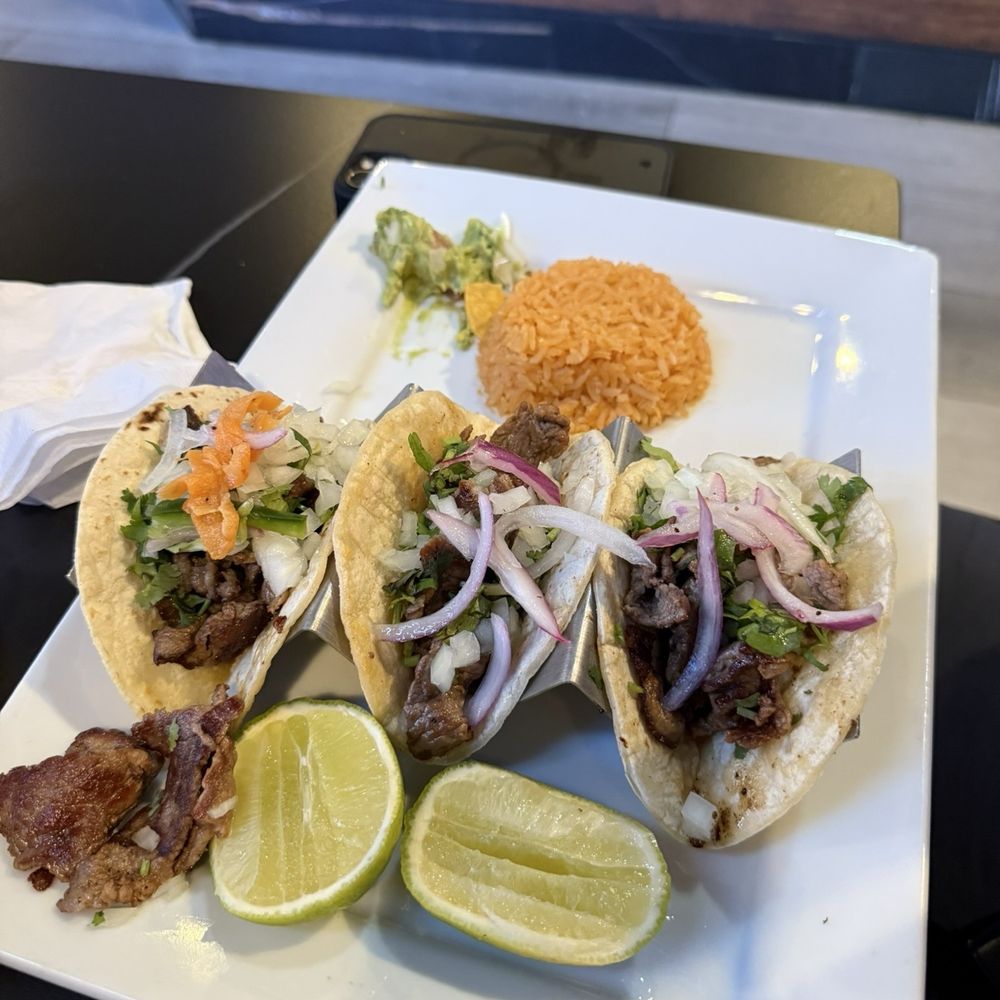 El Jimador Elegante - Steak tacos - Mexican Near Me - Anderson, South Carolina