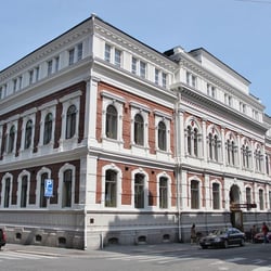 Rikhardinkadun kirjasto - Richardinkadun kirjaston uusrenessanssijulkisivu (arkkitehti Theodor Höijer)