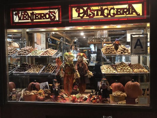 Veniero's Pasticceria & Caffe by null