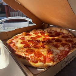NY Best Pizza - Pepperoni Pizza