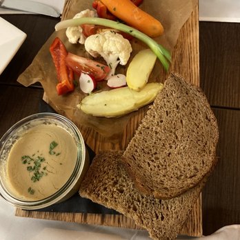 Artusi Restaurant - Bagna Cauda - Italian Near Me - New Westminster, British Columbia