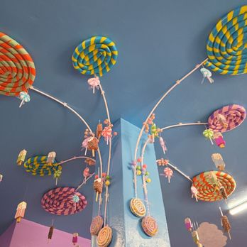 Lili's Candy shop - Candy hanging from the ceiling ! - Candy Stores Near Me - San Francisco, California