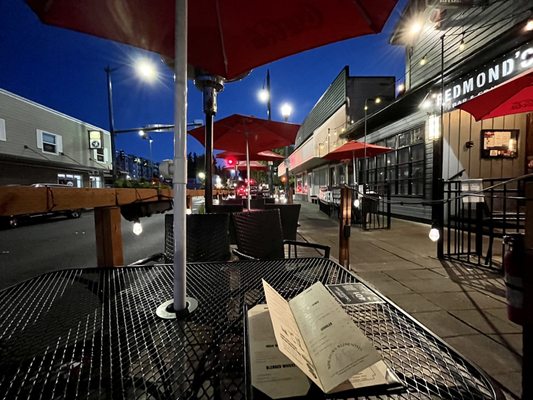 Redmond's Bar & Grill by null