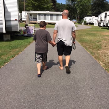 Riverside Family Campground - Walking back from the diner. - Campgrounds Near Me - Wells, Maine
