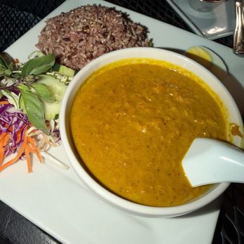 Summer Canteen - Thai Near Me - Toluca Lake, California