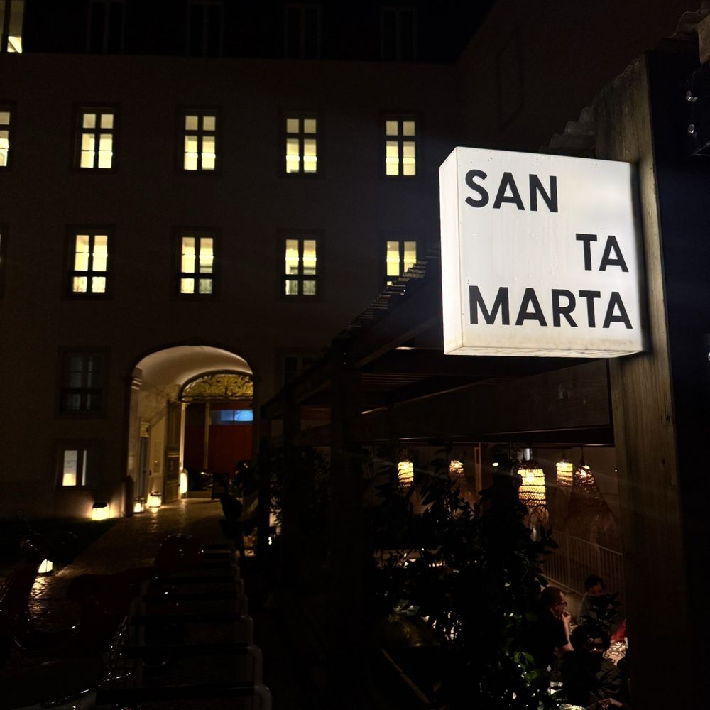 Locke de Santa Joana - Restaurant - Hotels Near Me - Lisbon, 11