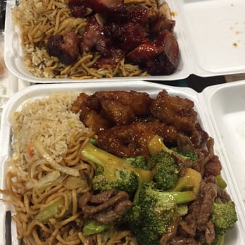 China Bistro - 2 item combos with orange chicken & beef broccoli and barbecue pork & teriyaki chicken - Chinese Near Me - Bakersfield, California China Bistro - 2 item combos with orange chicken & beef broccoli and barbecue pork & teriyaki chicken - Chinese Near Me - Bakersfield, California