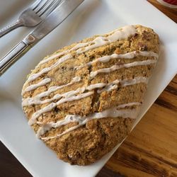 Raven's Nest - earl grey scone