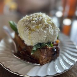 The stracciatella is a MUST order!!