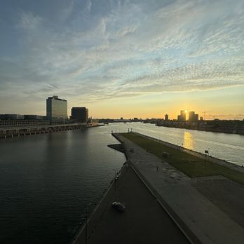 Hotel Jakarta - View - Hotels Near Me - Amsterdam, New Hampshire Hotel Jakarta - View - Hotels Near Me - Amsterdam, New Hampshire