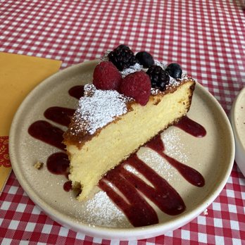 Cabuche - Amazing and delicious Corn Cake with berries and a tangy sauce ! - Oaxacan Near Me - Oaxaca, OAX Cabuche - Amazing and delicious Corn Cake with berries and a tangy sauce ! - Oaxacan Near Me - Oaxaca, OAX