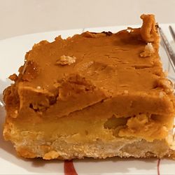 Shortbread Society - I don't know what the middle layer is but the whole combo is quite tasty
