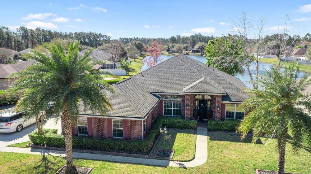 Slide of Jordan Roofing