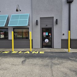 Tropical Smoothie Cafe