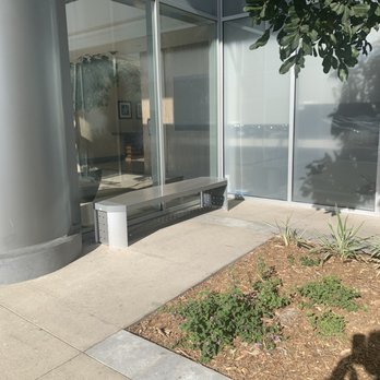 Quest Diagnostics - Hot sun waiting area - Laboratory Testing Near Me - Torrance, California