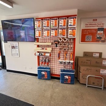 Public Storage - Self Storage Near Me - Evanston, Illinois