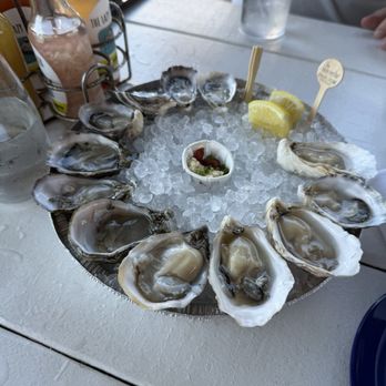 Gramps Getaway - Dive Bars Near Me - Key Biscayne, Florida Gramps Getaway - Dive Bars Near Me - Key Biscayne, Florida