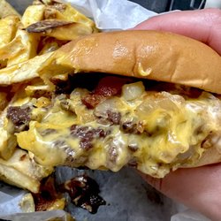 Smashed Burbank - Burger - double with bacon added