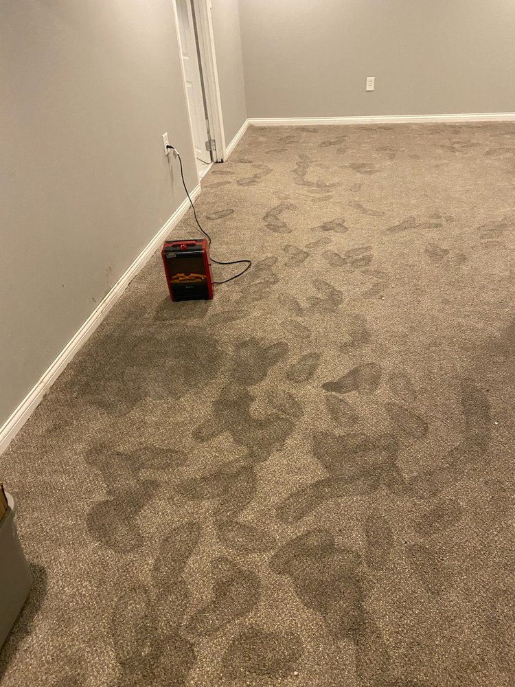 Slide of Roto-Rooter Plumbing & Water Cleanup