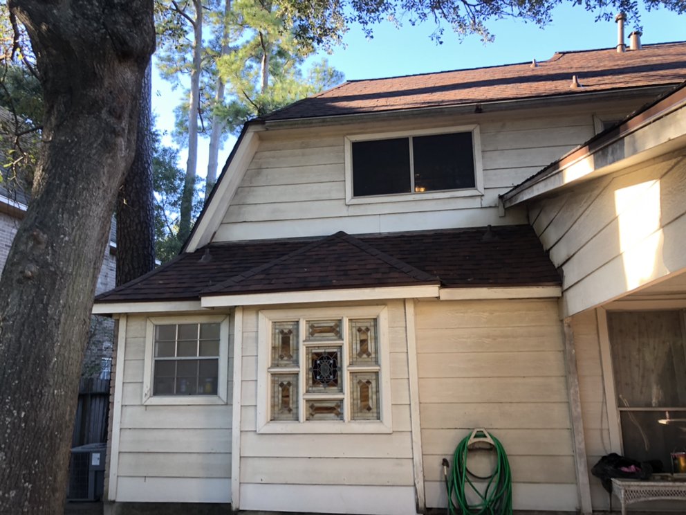 Slide of Casanova Roofing