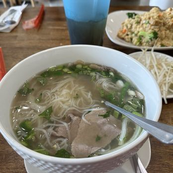 Lucky Thai - Beef pho - Thai Near Me - Murfreesboro, Tennessee