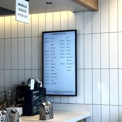 Starbucks - Order Status Board