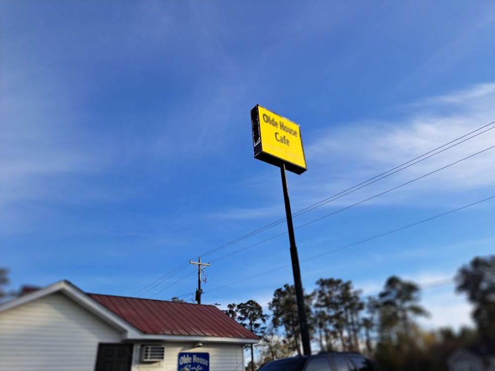 Olde House Cafe Logo