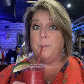 Ransom's Steakhouse - Pomegranate margarita - Steakhouses Near Me - Montgomery, Texas