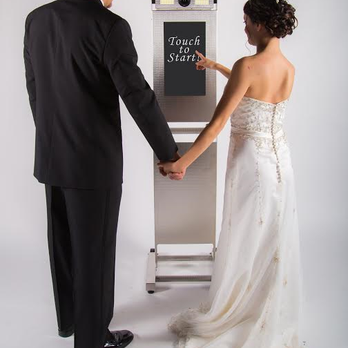 Popin Booths - Photo Booth Rentals Near Me Popin Booths - Photo Booth Rentals Near Me