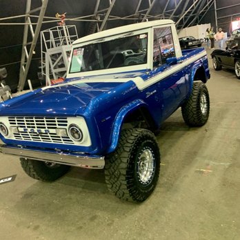 Barrett-Jackson Auction Company - Auction Houses Near Me - Scottsdale, Arizona