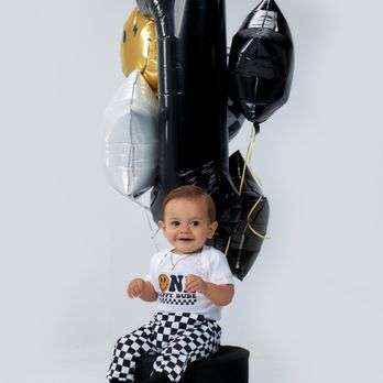 Studio Symbiotic - 1st birthday baby pictures baby photographer - Session Photography Near Me - Covina, California