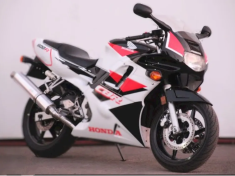 Motorcycle & Motor Sports Inspection - Power sports Inspection $200-$25
*80-100 pictures inside and out
*Tires: Tread depth, tire pressure, cuts, bulges, and overall condition
*Brakes: Brake fluid level, brake pad thickness, brake lever function
*Fluids: Engine oil level, coolant level, fuel level
*Chain: Tension, rust, wear on sprockets
*Lights: Headlights, taillights, turn signals, brake lights
*Steering: Smooth operation, no excessive play
*Frame: Cracks, dents, or signs of bending
*Suspension: Fork seals, suspension travel, smooth operation
*Battery: Terminal corrosion, secure connections
*Exhaust system: Leaks, damage
*Controls: Throttle response, clutch function, brake lever feel
Motorcycle inspection $140-$180
*60-80 pictures
*Video of engine starting and running of front and rear undercarriage
*Pictures of vins
*Rim and tire conditions
*any defects or damages
*Fluid checks,oil, coolant, breaks etc Motorcycle & Motor Sports Inspection - Power sports Inspection $200-$25
*80-100 pictures inside and out
*Tires: Tread depth, tire pressure, cuts, bulges, and overall condition
*Brakes: Brake fluid level, brake pad thickness, brake lever function
*Fluids: Engine oil level, coolant level, fuel level
*Chain: Tension, rust, wear on sprockets
*Lights: Headlights, taillights, turn signals, brake lights
*Steering: Smooth operation, no excessive play
*Frame: Cracks, dents, or signs of bending
*Suspension: Fork seals, suspension travel, smooth operation
*Battery: Terminal corrosion, secure connections
*Exhaust system: Leaks, damage
*Controls: Throttle response, clutch function, brake lever feel
Motorcycle inspection $140-$180
*60-80 pictures
*Video of engine starting and running of front and rear undercarriage
*Pictures of vins
*Rim and tire conditions
*any defects or damages
*Fluid checks,oil, coolant, breaks etc