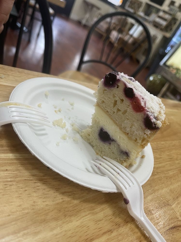 Laughton's Deli Logo