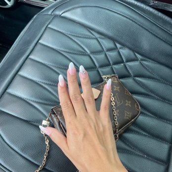 Eagle Nails Salon - Nail Salons Near Me - Kaneohe, Hawaii