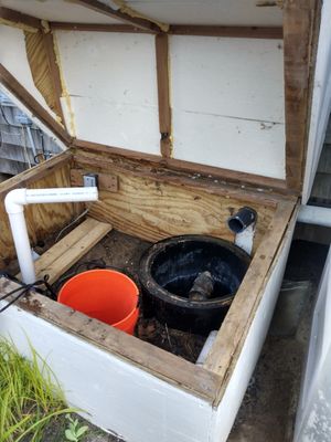 Mark Reddan Plumbing & Heating Logo