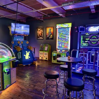 Elston Electric - Arcades Near Me - Chicago, Illinois